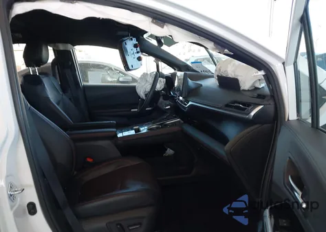 2025 Toyota Sienna Xse z USA, uszkodzony, nr VIN 5TDCRKEC6SS256497